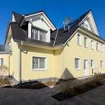 Lotta Zingst